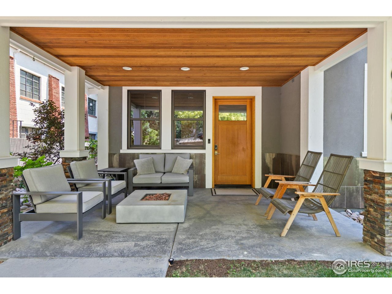 3080 7th Street Boulder, CO 80304 - Photo 4 of 50 Welcoming covered front patio.