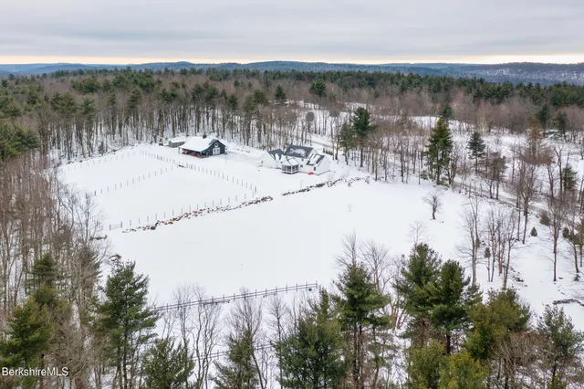 $1,290,000 | 23 Rood Hill Road, Sandisfield, MA 01255
