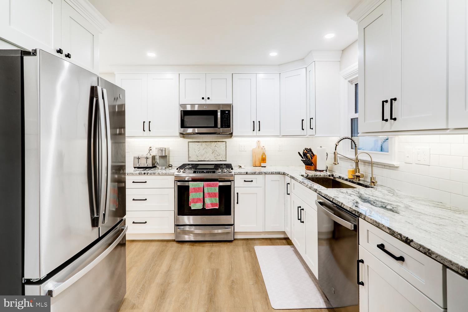 1562 Vista Road Lancaster, PA 17601 - Photo 15 of 45