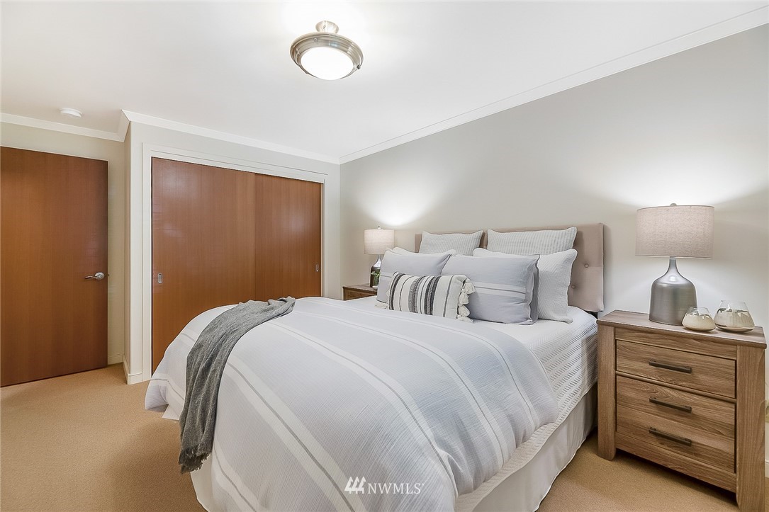 3100 West Commodore Way, Unit 203 Seattle, WA 98199 - Photo 11 of 22