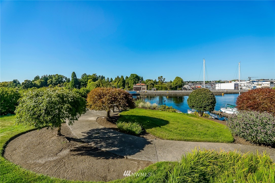 3100 West Commodore Way, Unit 203 Seattle, WA 98199 - Photo 22 of 22