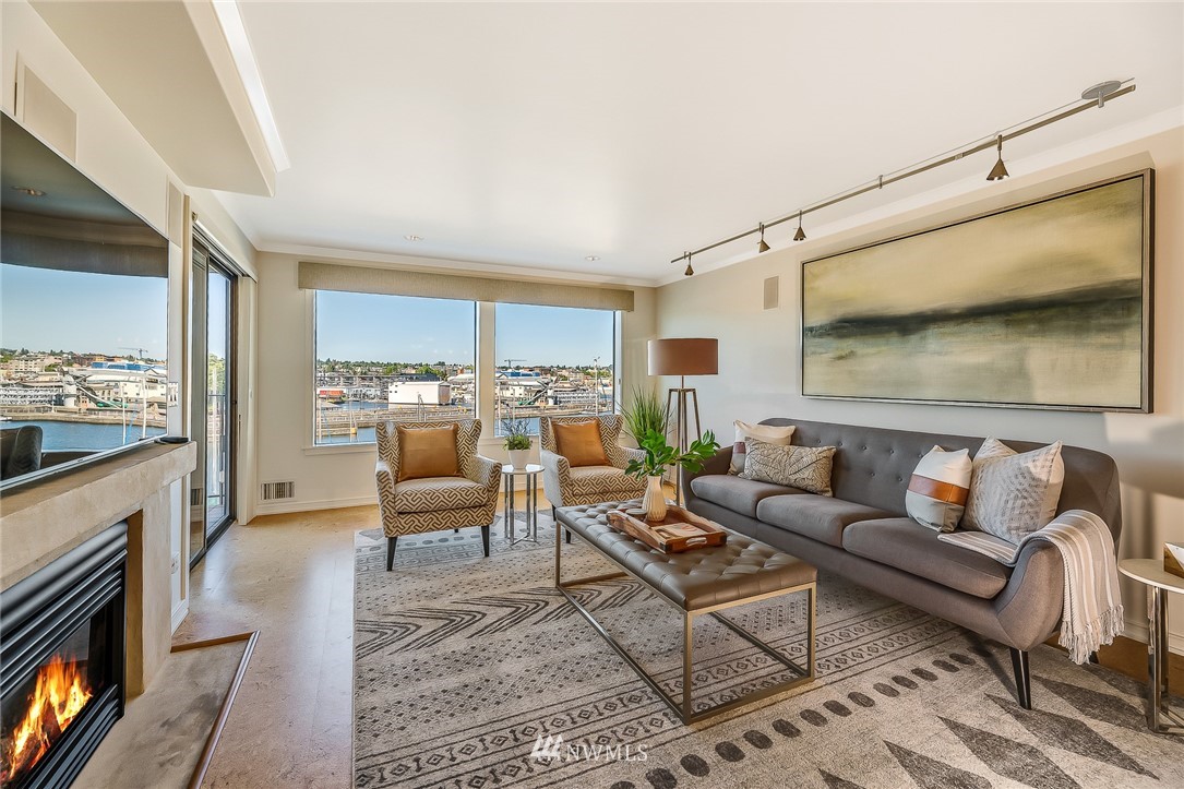 3100 West Commodore Way, Unit 203 Seattle, WA 98199 - Photo 4 of 22