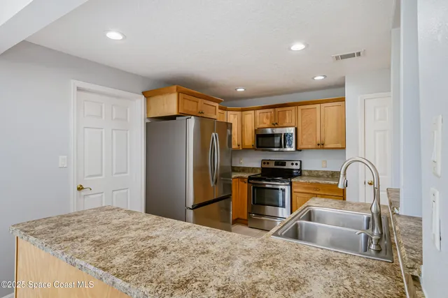 $2,900 | 460 Carissa Drive, Satellite Beach, FL 32937