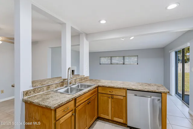 $2,900 | 460 Carissa Drive, Satellite Beach, FL 32937