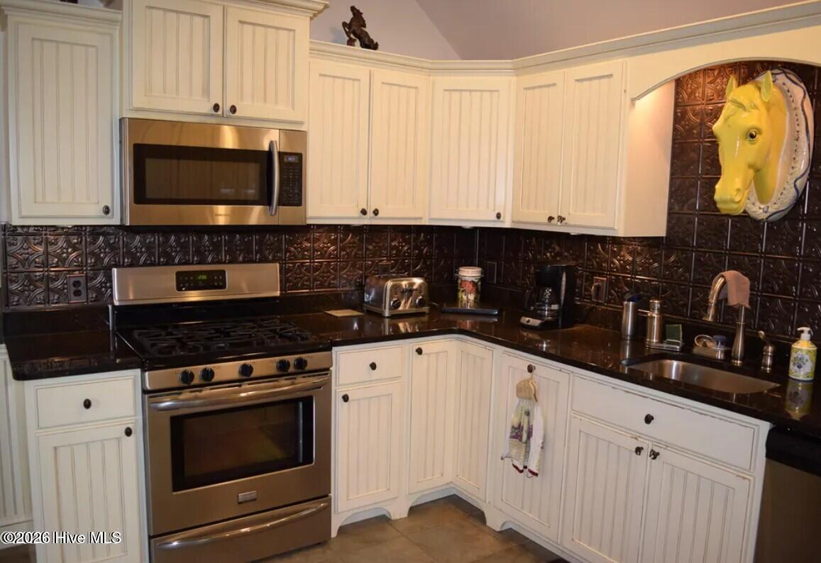 245 Blue Valley Road Vass, NC 28394 - Photo 9 of 10