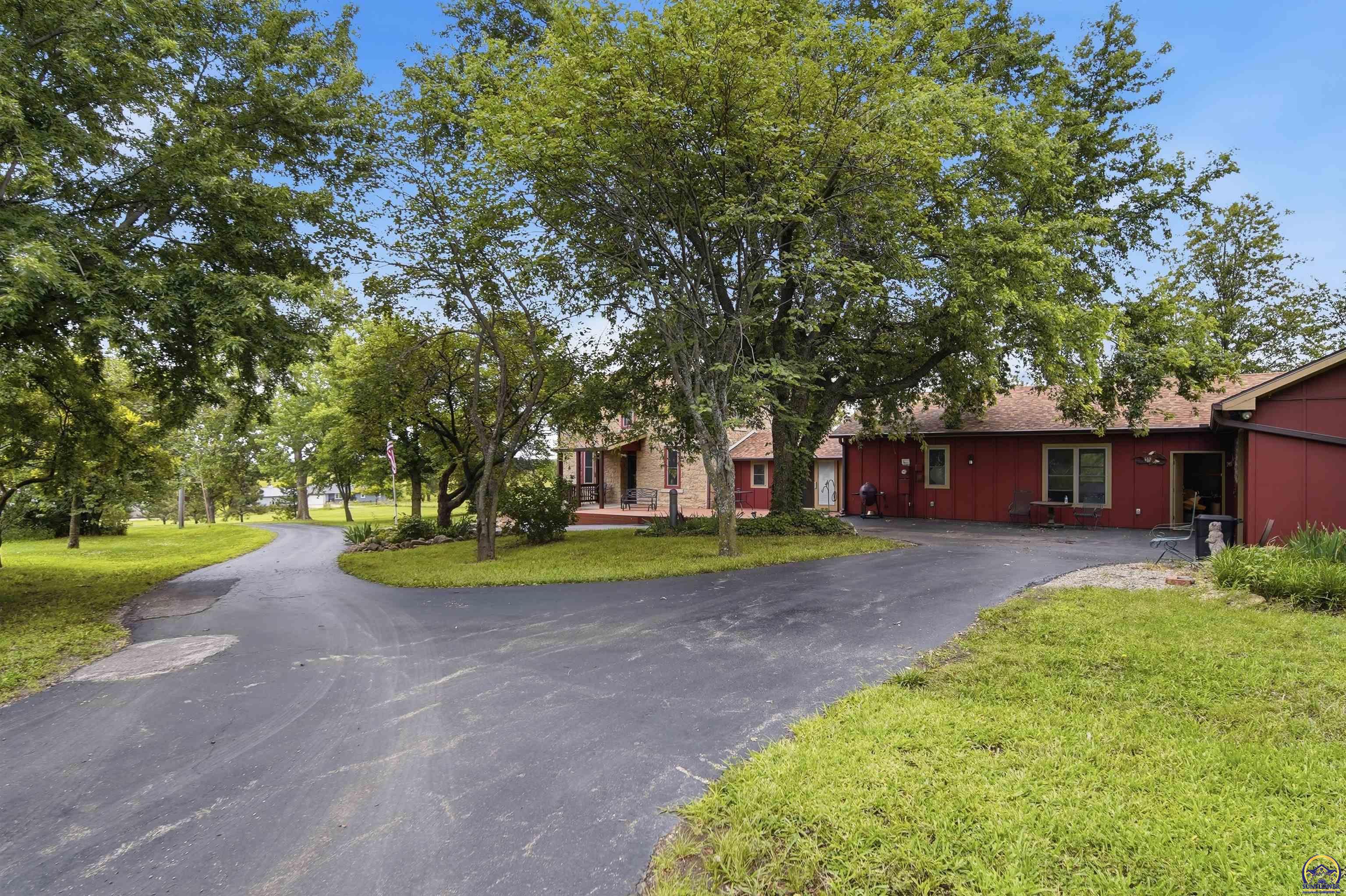 26906 Gladden Road Maple Hill, KS 66507 - Photo 32 of 47