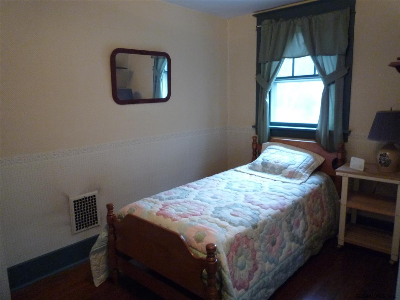 32 Washington Road Scotia, NY 12302 - Photo 19 of 25 Photo 19