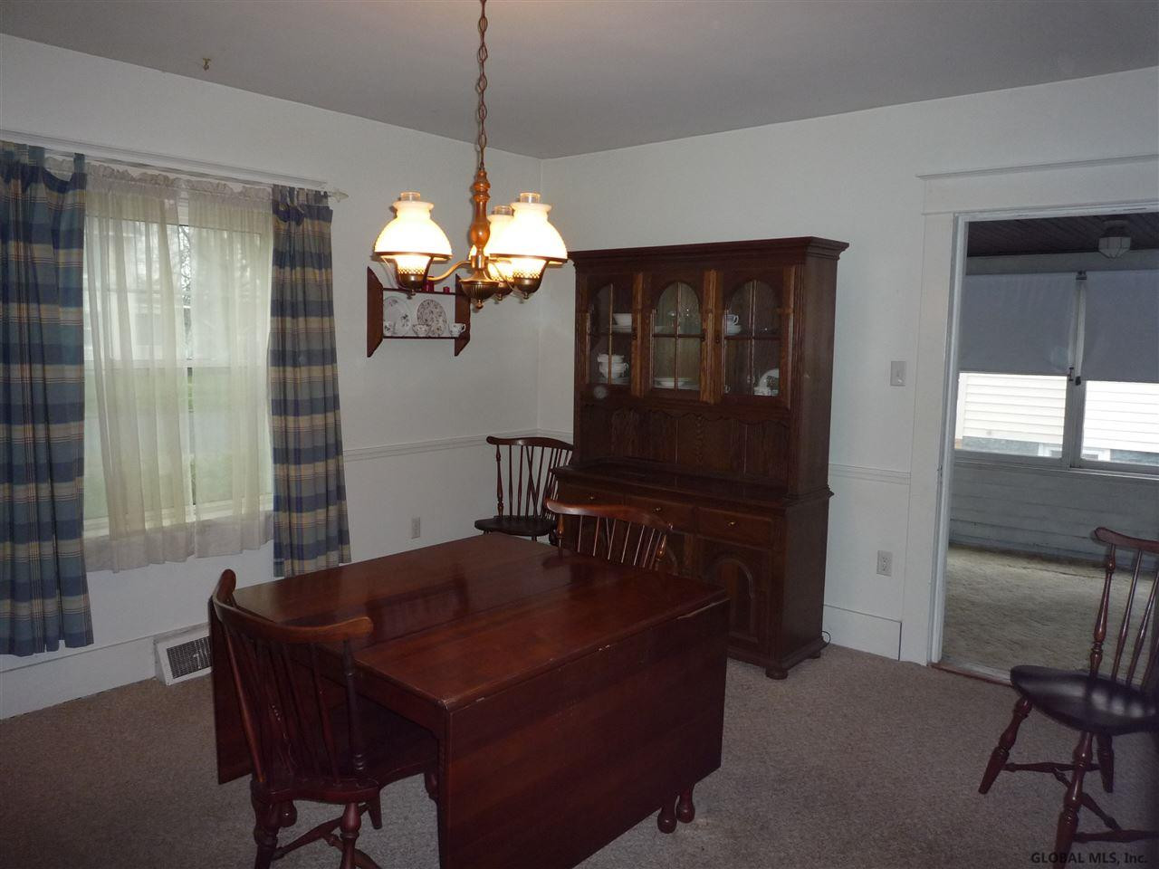 32 Washington Road Scotia, NY 12302 - Photo 8 of 25 Photo 8