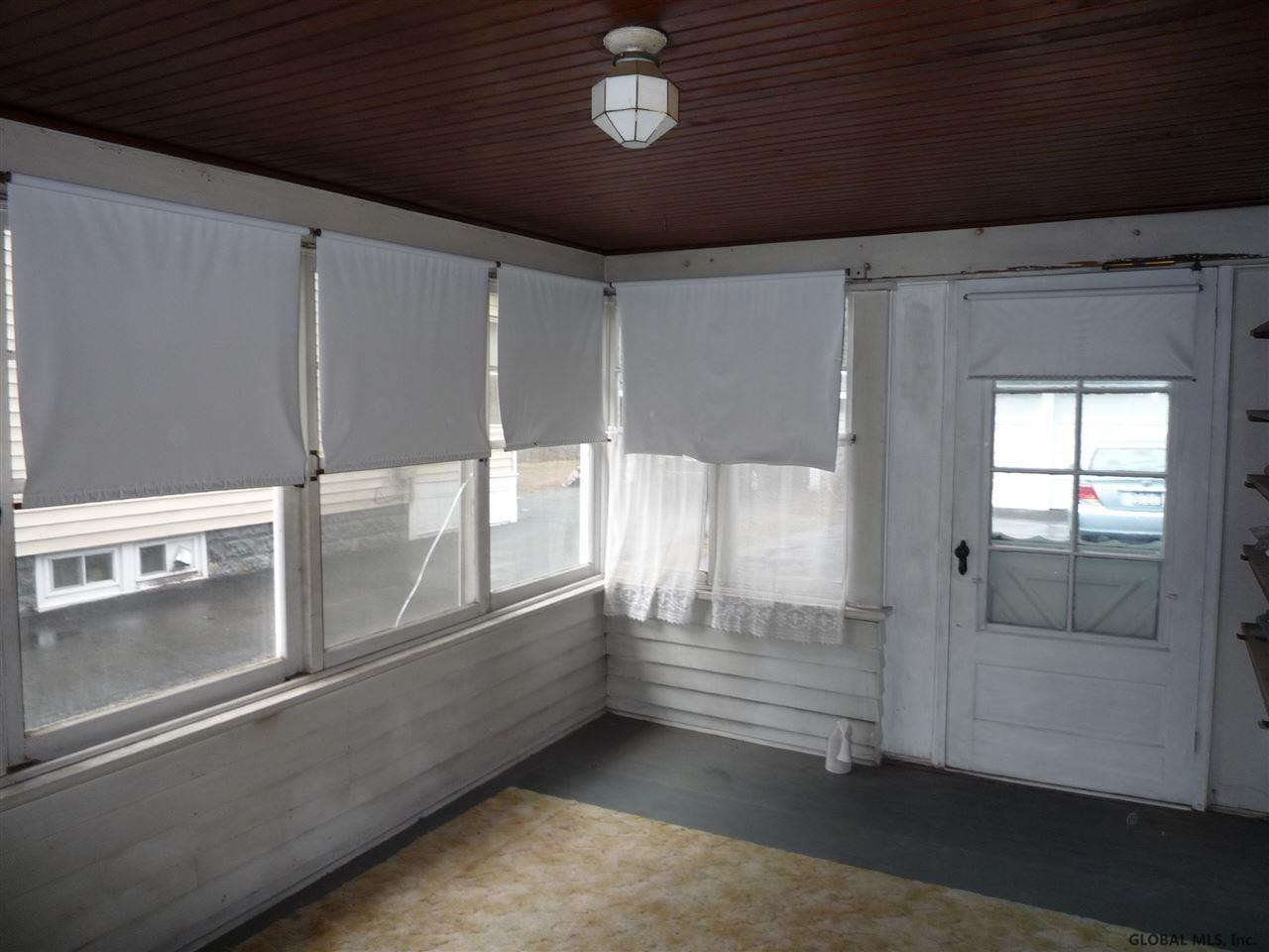 32 Washington Road Scotia, NY 12302 - Photo 10 of 25 Photo 10