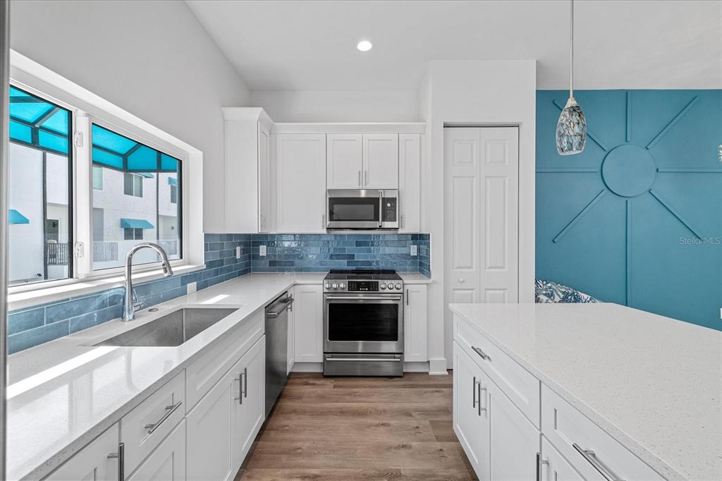 15405 Gulf Boulevard, Unit B2 Madeira Beach, FL 33708 - Photo 15 of 49