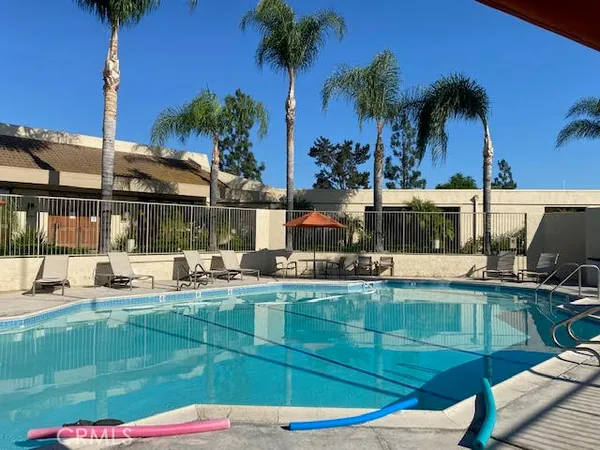 $224,888 | 736 Knoll Lake Drive, Unit 266, Brea, CA 92821