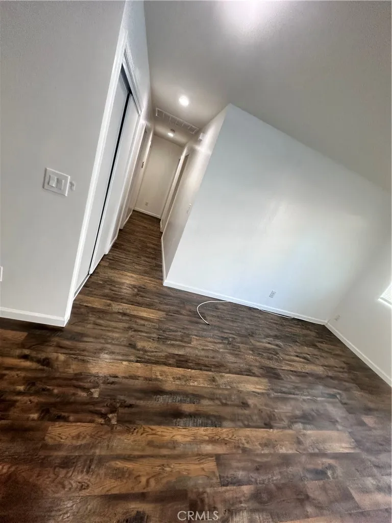 634 33rd Street Bakersfield, CA 93301 - Photo 34 of 39 a view of entryway
