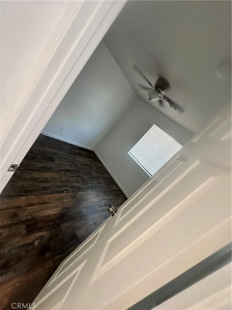 634 33rd Street Bakersfield, CA 93301 - Photo 38 of 39 a view of entryway
