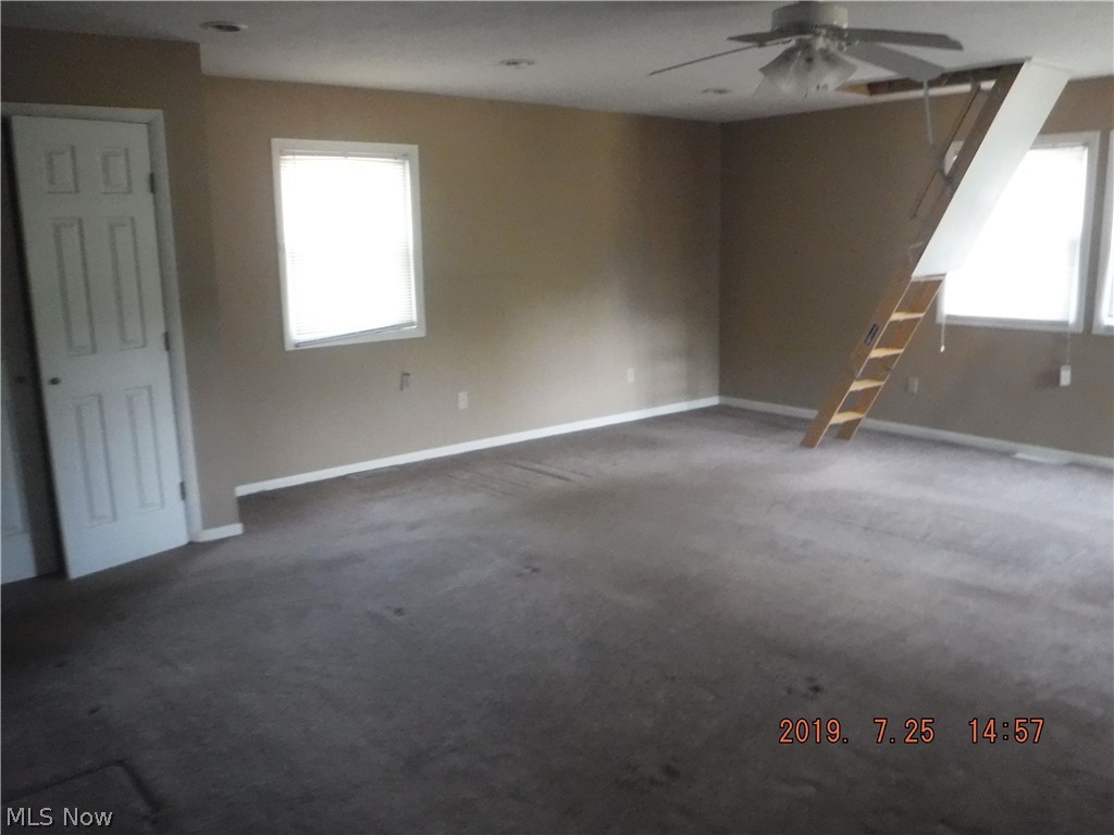16671 Snow Road Burton, OH 44021 - Photo 2 of 11