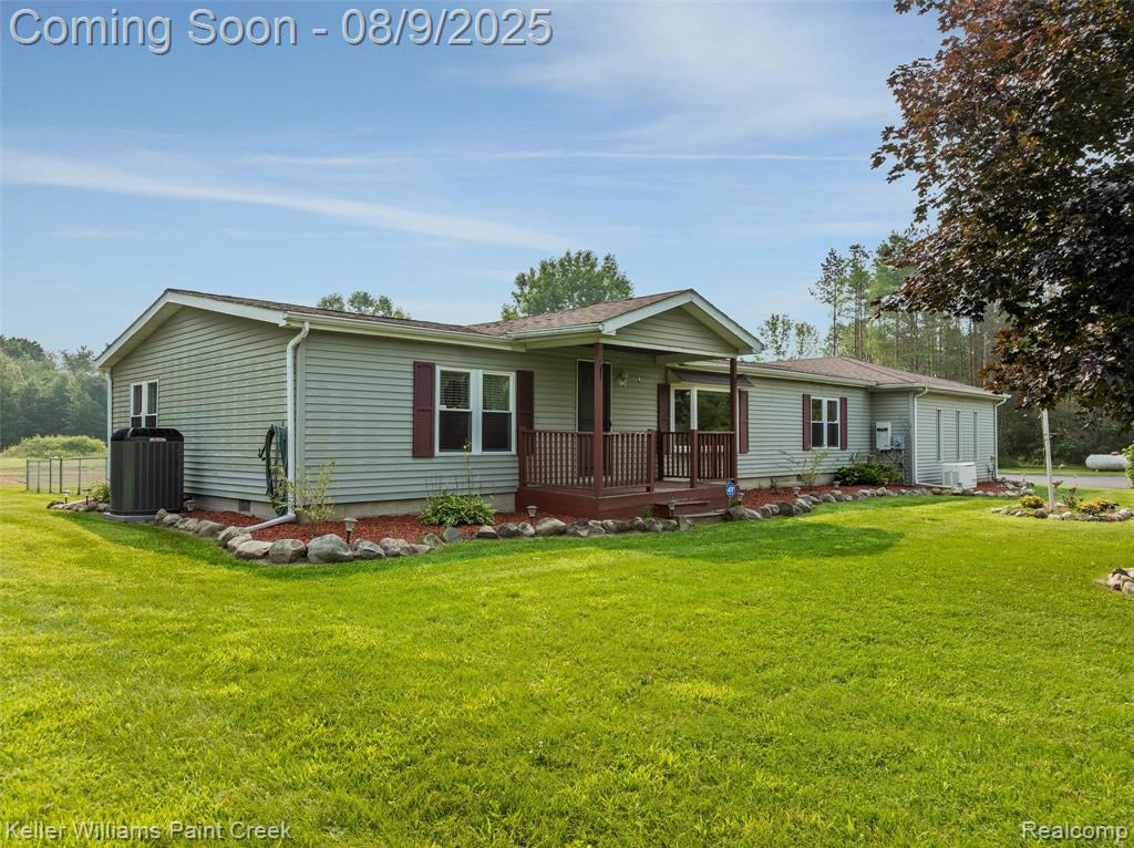 2410 Roods Lake Road Lapeer, MI 48446 - Photo 3 of 45