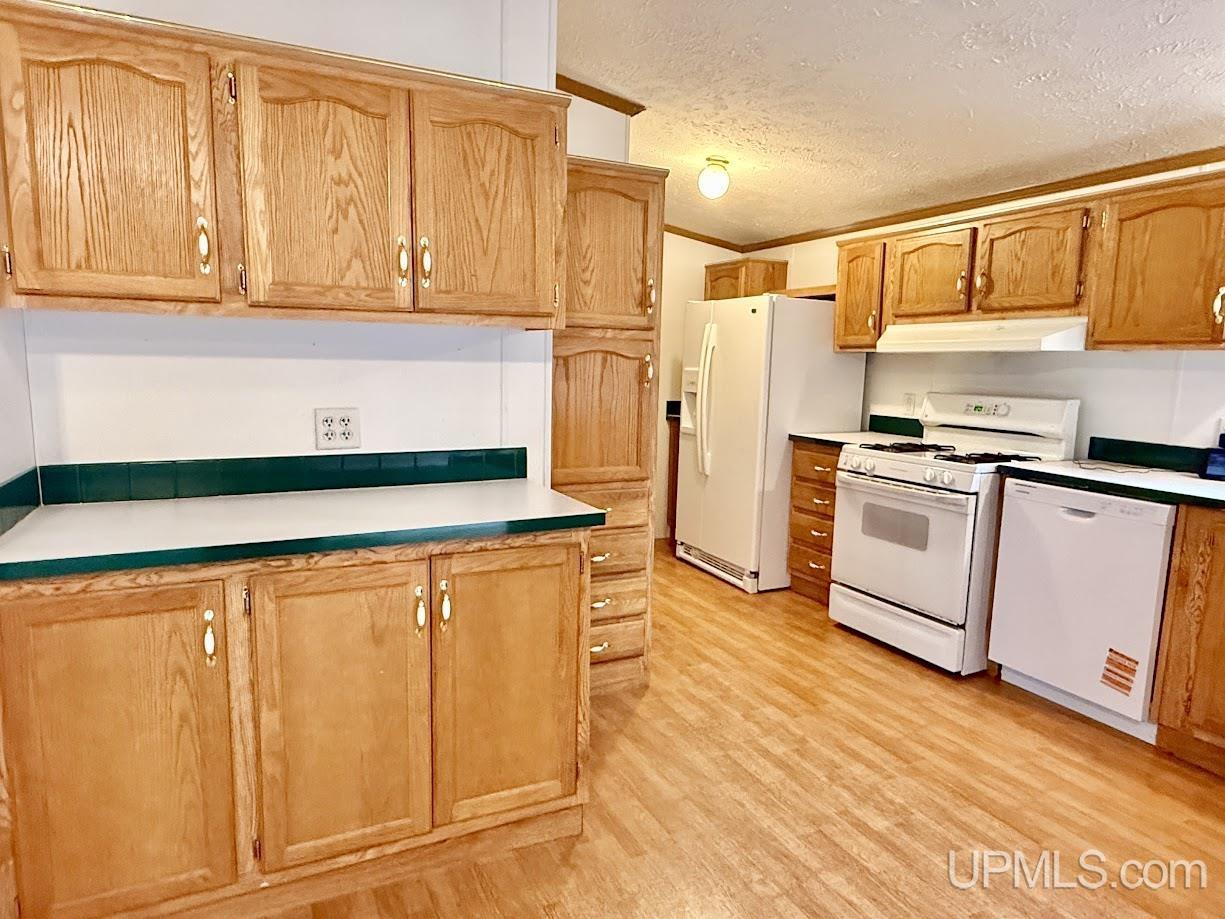 3873 14.5 Road Escanaba, MI 49829 - Photo 14 of 41