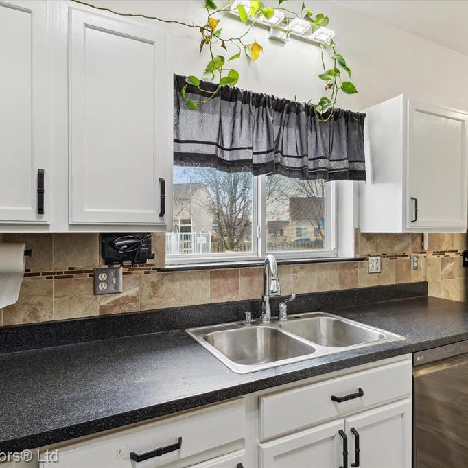 52119 Rivard Road New Baltimore, MI 48047 - Photo 11 of 35 Photo 12