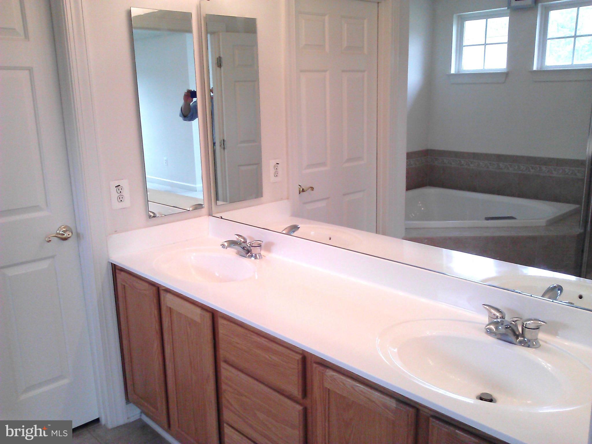 211 Powdersby Road Joppa, MD 21085 - Photo 14 of 30 Bath (Master)