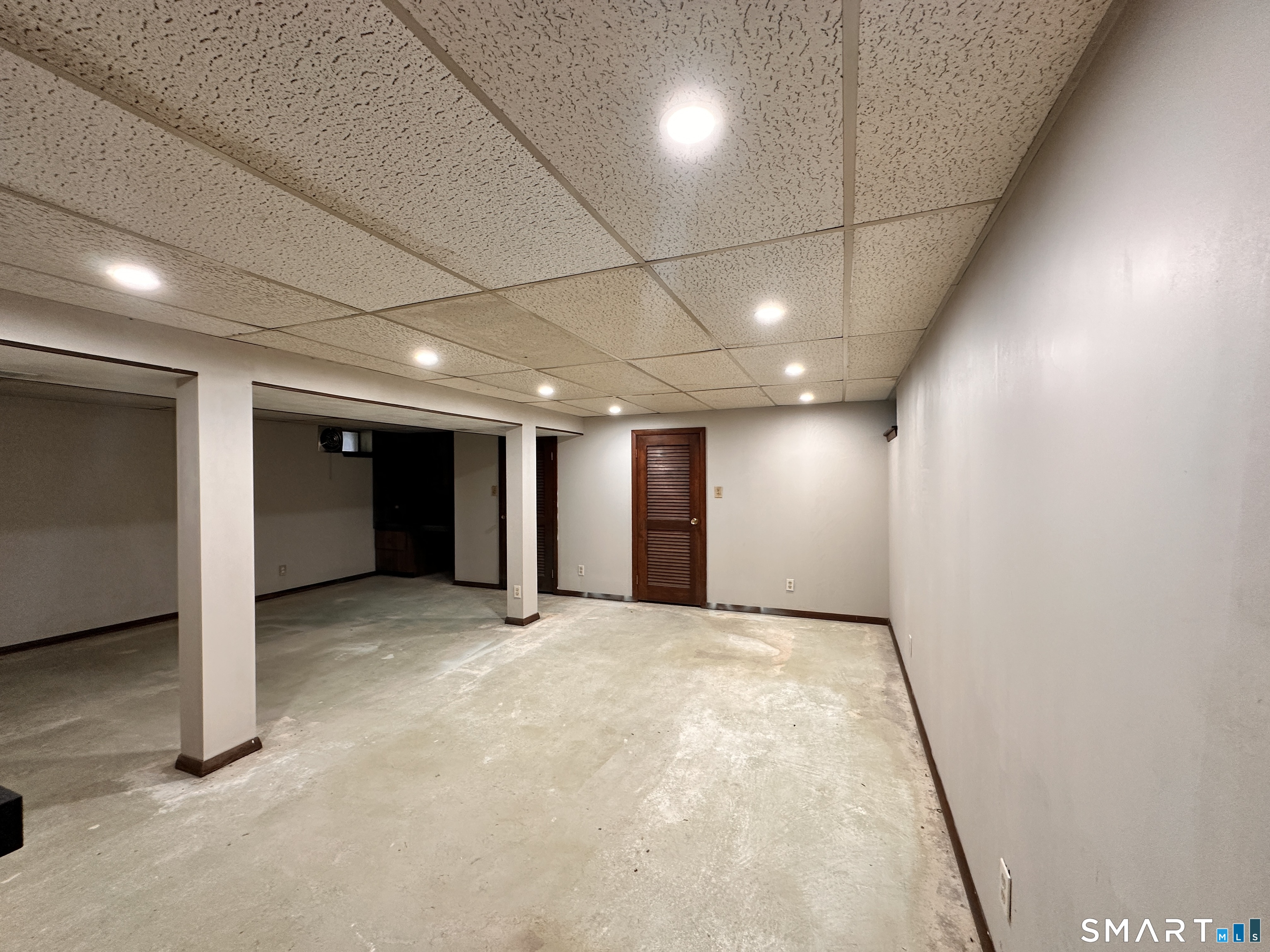 23 Robin Road West Haven, CT 06516 - Photo 21 of 27