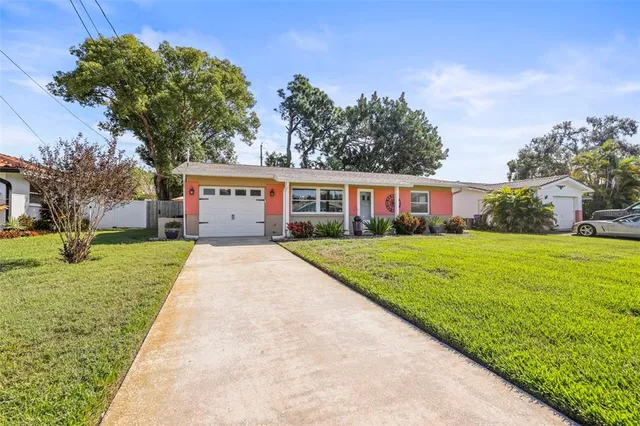 $420,000 | 1215 Lazy Lake Road East, Dunedin, FL 34698