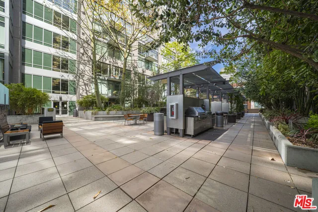 $520,000 | 1100 South Hope Street, Unit 805, Los Angeles, CA 90015