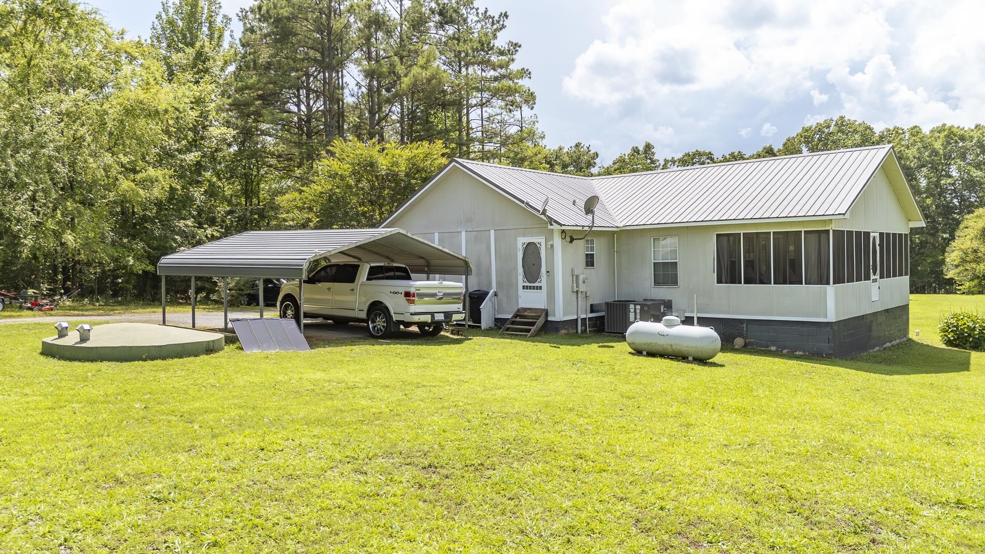 1640 Lick Creek Road Michie, TN 38357 - Photo 39 of 40