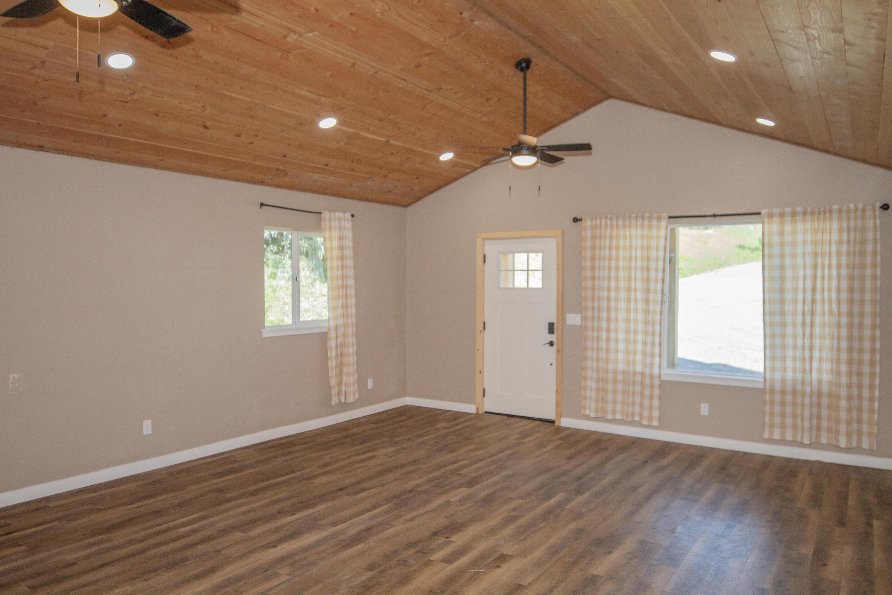 33379 George Smith Road Squaw Valley, CA 93675 - Photo 4 of 66 45