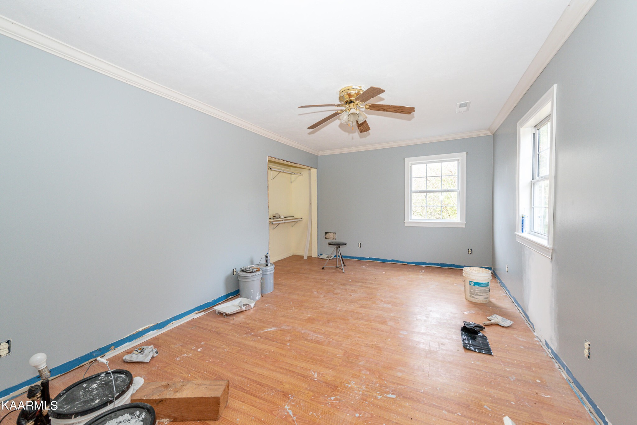 1620 Reliance Road Tellico Plains, TN 37385 - Photo 33 of 59 a view of empty room with windows and ceiling fan