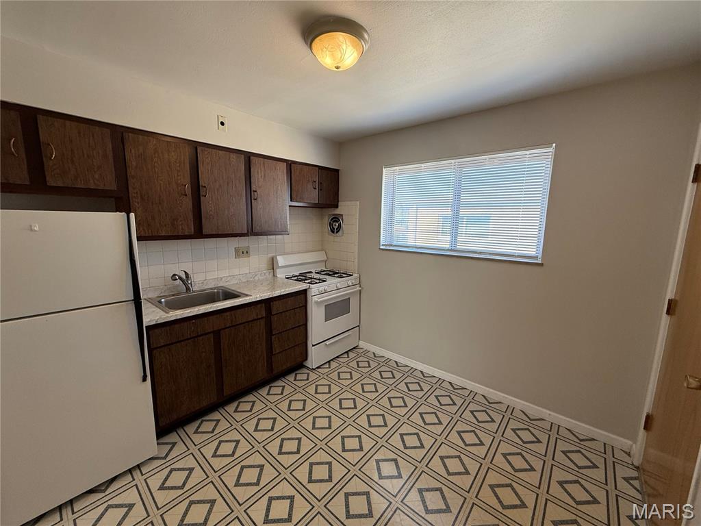 8502 Titchfield Court, Unit C St. Louis, MO 63123 - Photo 16 of 21