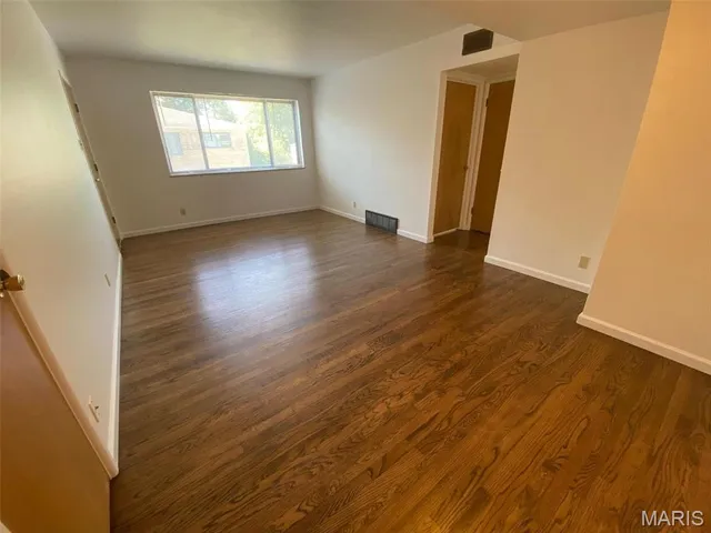 $965 | 8502 Titchfield Court, Unit C, St. Louis, MO 63123