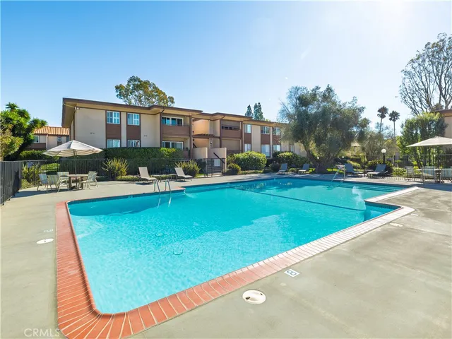 $699,999 | 5917 Armaga Spring Road, Unit H, Rancho Palos Verdes, CA 90275