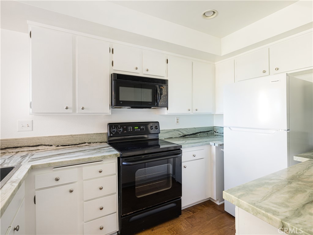 5917 Armaga Spring Road, Unit H Rancho Palos Verdes, CA 90275 - Photo 9 of 28