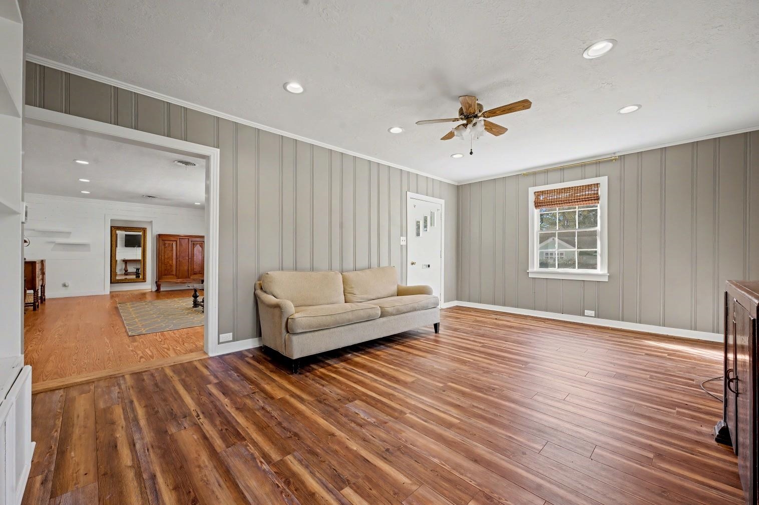 528 4th Street Jasper, TX 75951 - Photo 5 of 22