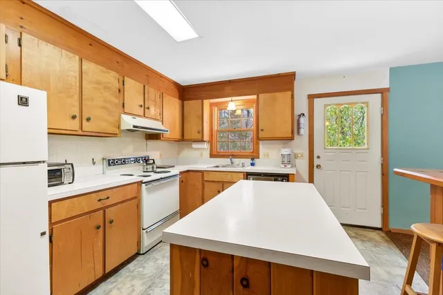 $369,000 | 1501 Sheldon Hill Road, Wardsboro, VT 05355