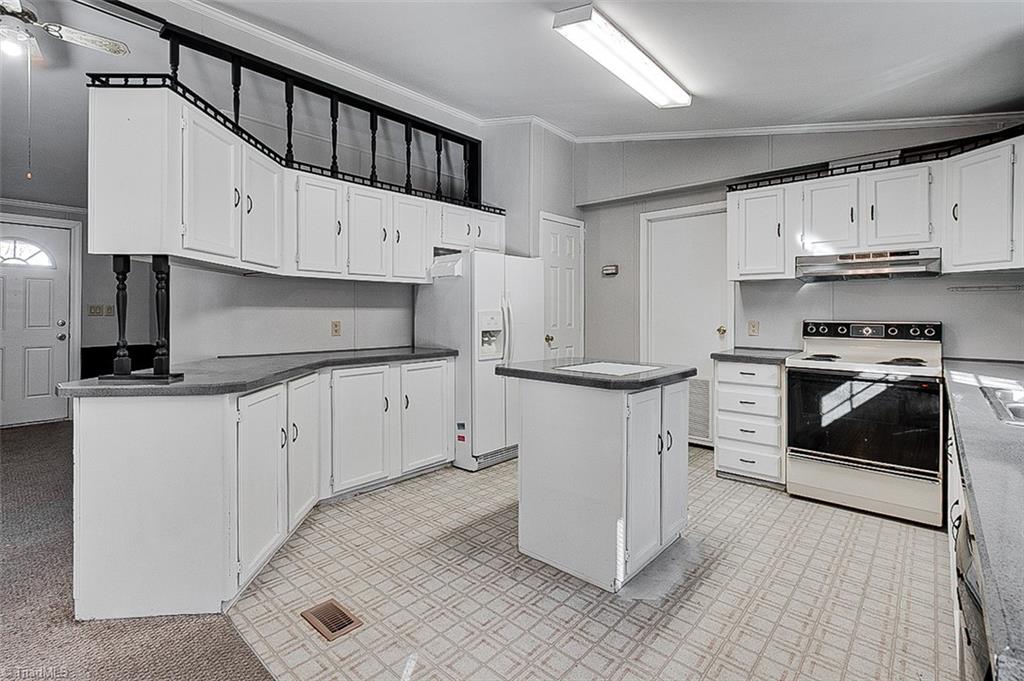 4323 Little Beane Store Road Ramseur, NC 27316 - Photo 7 of 22 Kitchen