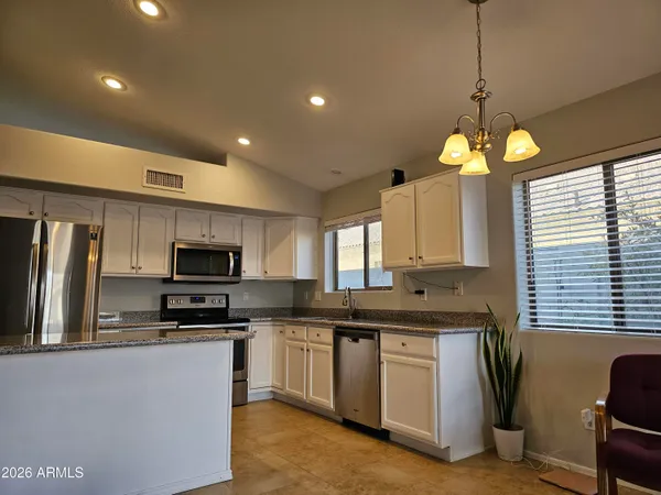 $2,600 | 1605 West Geronimo Street, Chandler, AZ 85224