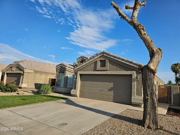$2,600 | 1605 West Geronimo Street, Chandler, AZ 85224