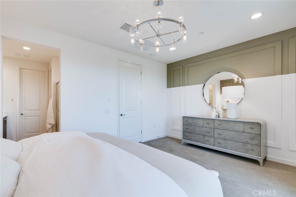 1077 Cadence Irvine, CA 92618 - Photo 20 of 37