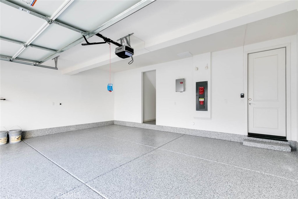 1077 Cadence Irvine, CA 92618 - Photo 26 of 37