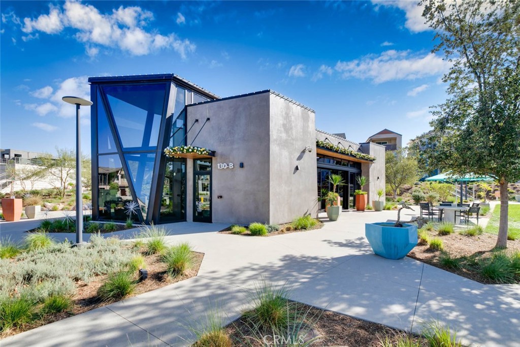 1077 Cadence Irvine, CA 92618 - Photo 32 of 37