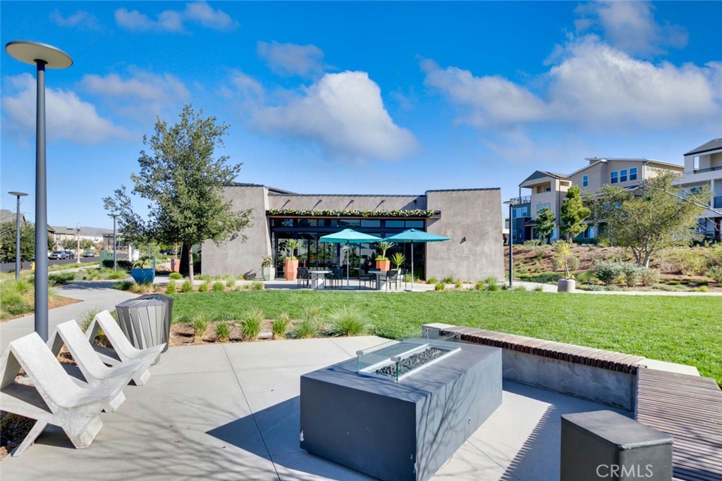 1077 Cadence Irvine, CA 92618 - Photo 33 of 37