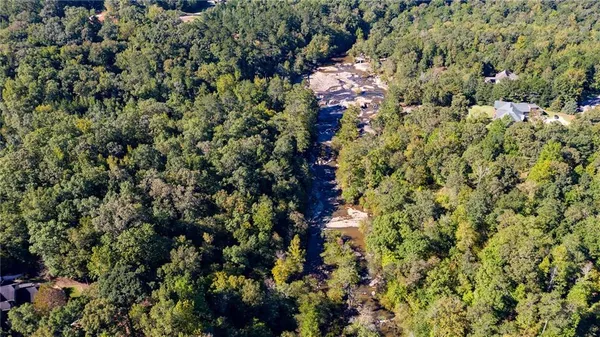 $165,000 | 102 Forest Place, Forsyth, GA 31029