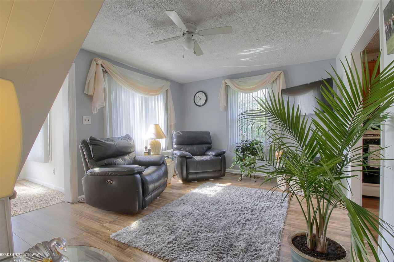 49701 Fuller Road New Baltimore, MI 48051 - Photo 10 of 27 31389264-9.JPG