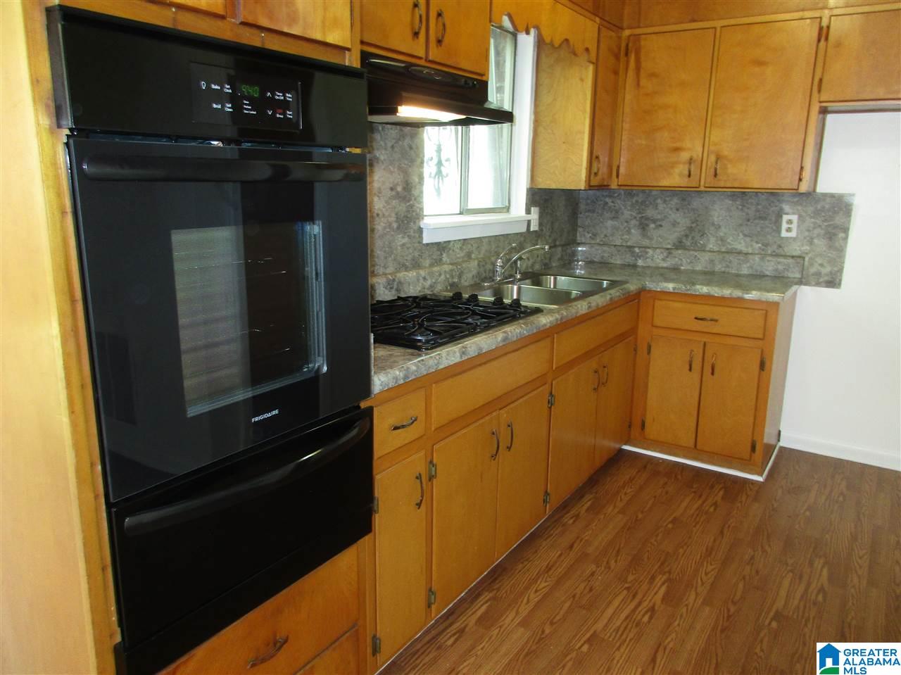 812 Goldwire Way Southwest Birmingham, AL 35211 - Photo 9 of 29