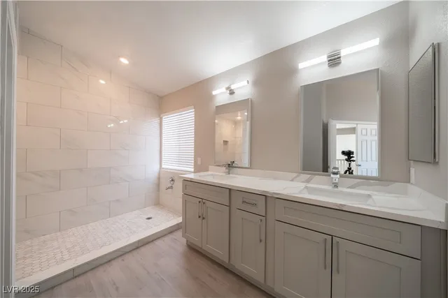 $2,995 | 1804 Summit Pointe Drive, Las Vegas, NV 89117