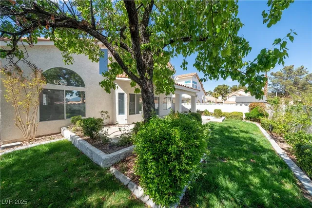 $2,995 | 1804 Summit Pointe Drive, Las Vegas, NV 89117