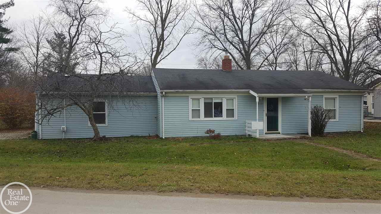 332 Michelson Road Rochester Hills, MI 48307 - Photo 2 of 10