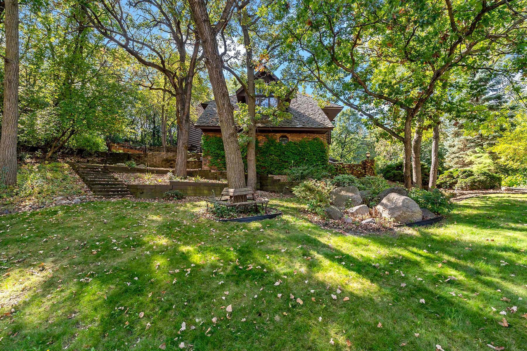 8250 Havelock Court Apple Valley, MN 55124 - Photo 39 of 45