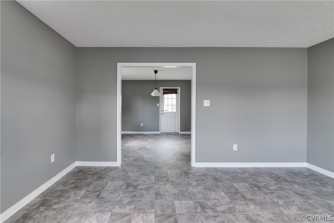 1737 Clarkson Road Richmond, VA 23224 - Photo 8 of 35 Gallery Image 8