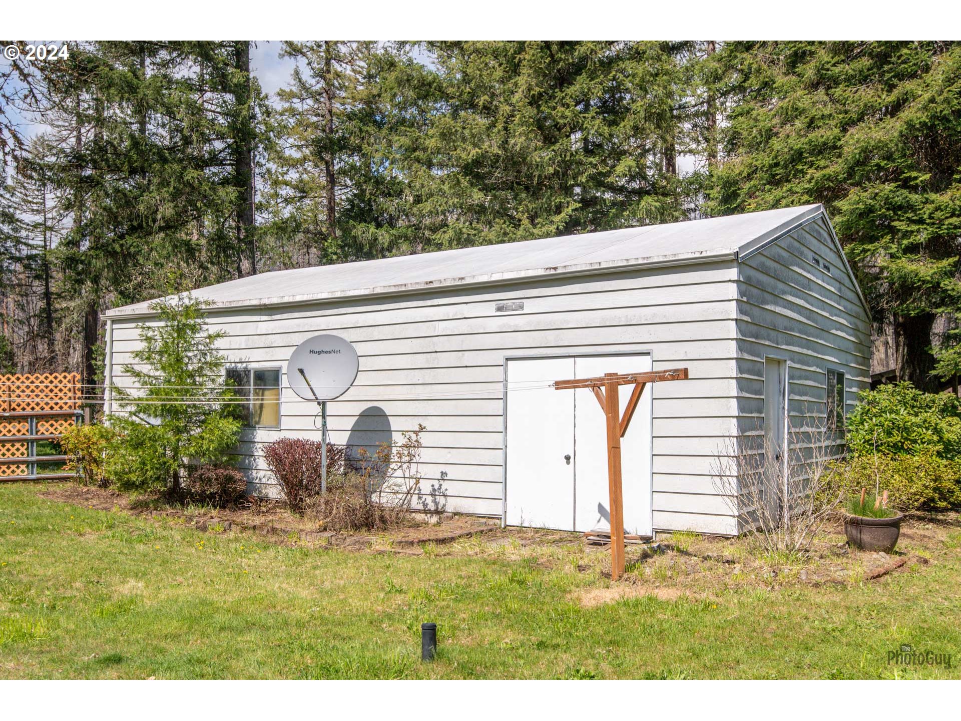 91542 Dearborn Island Road Blue River, OR 97413 - Photo 2 of 44 Shop